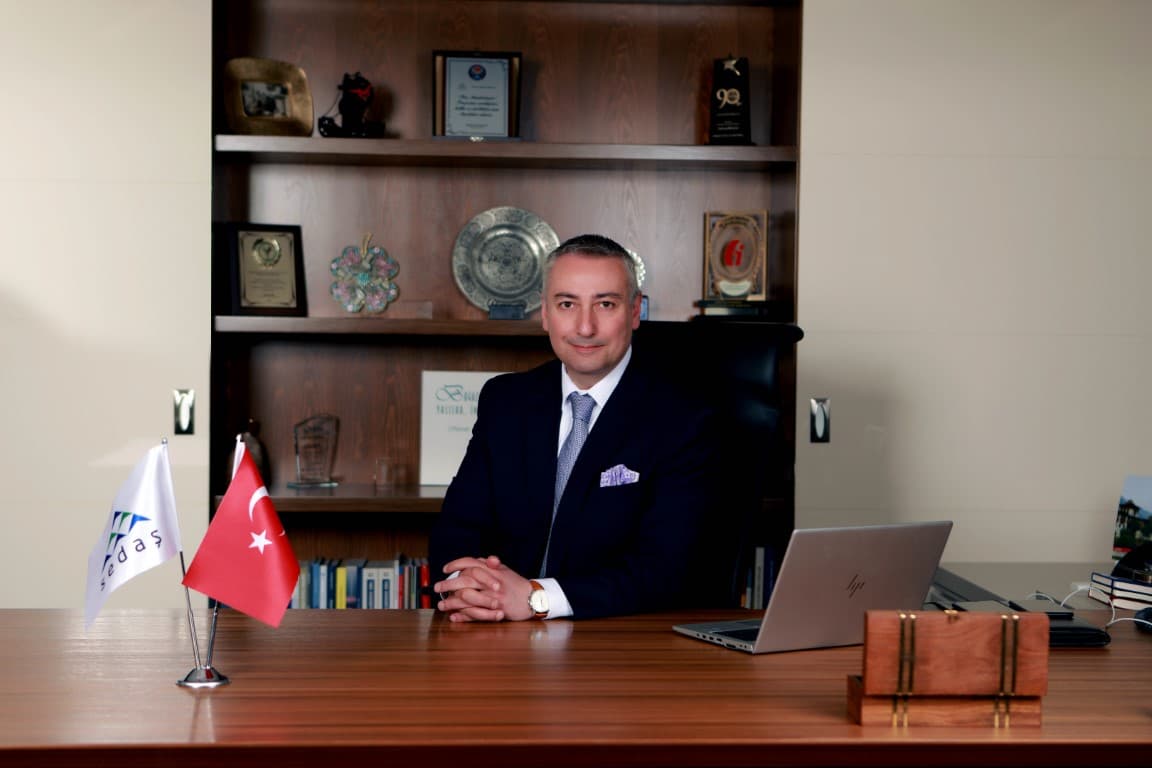 SEDAS Yonetim Kurulu ve Icra Baskani Dr.Necmi Odyakmaz (Orta)