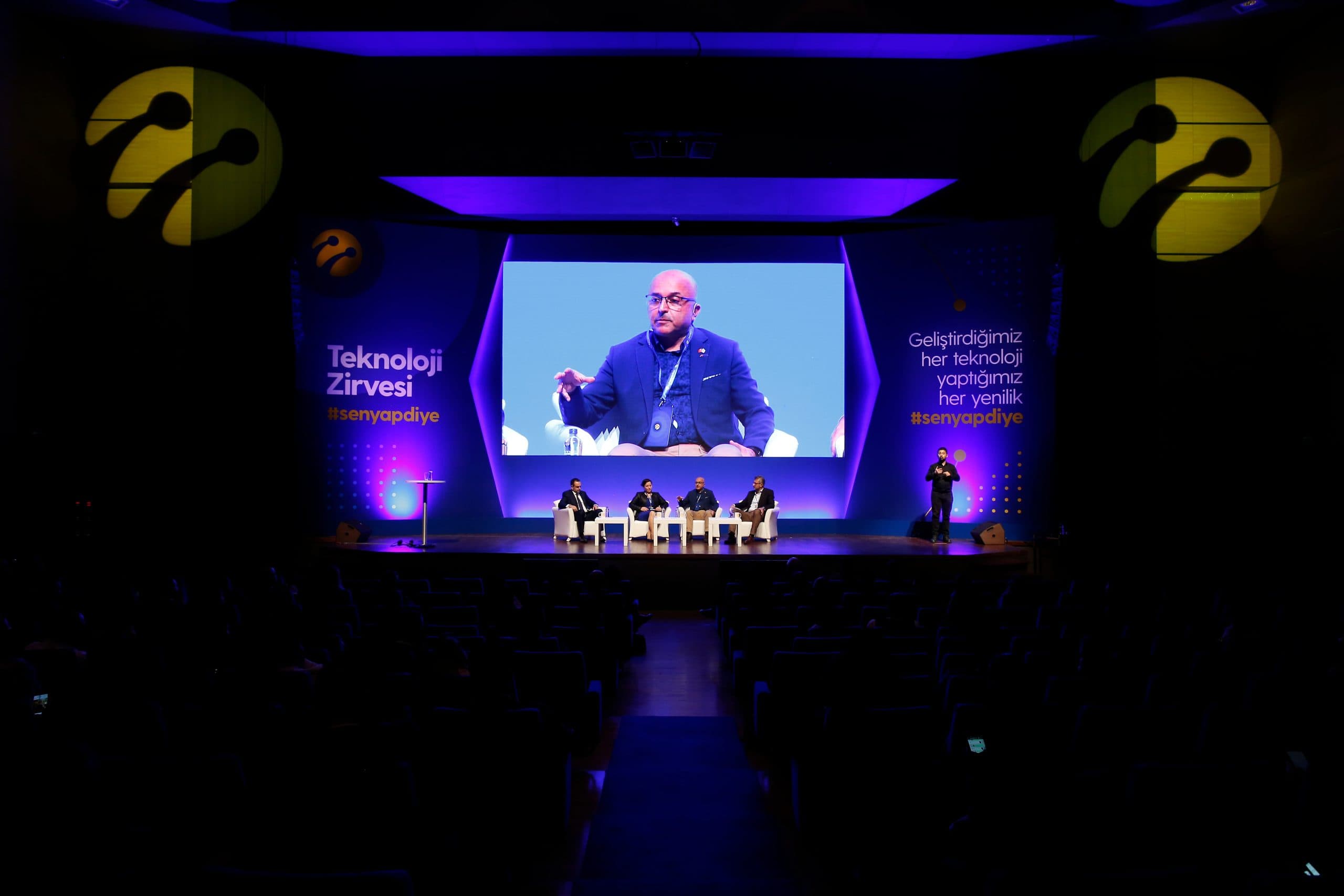 1555061841_Mitsubishi_Electric___Turkcell_Teknoloji_Zirvesi__1_
