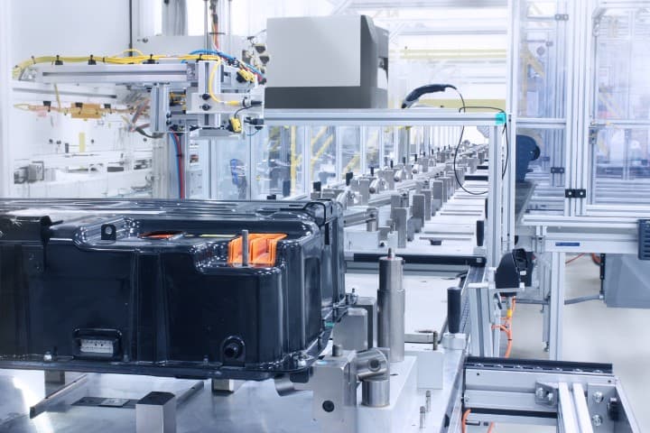 Bosch_BataryaUretimi_3