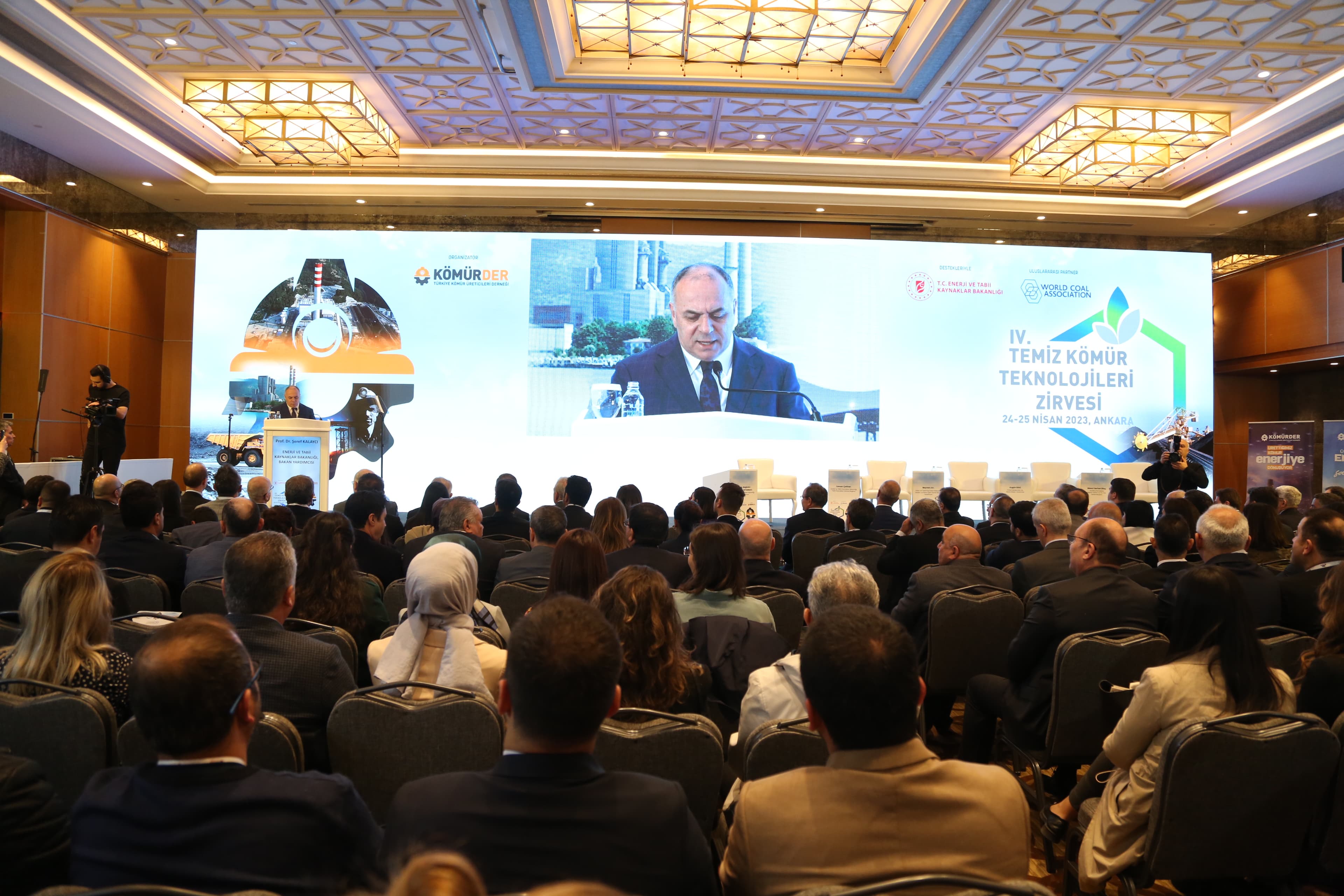 1682420182_ccts_enerji_bakan_yardimcisi_3