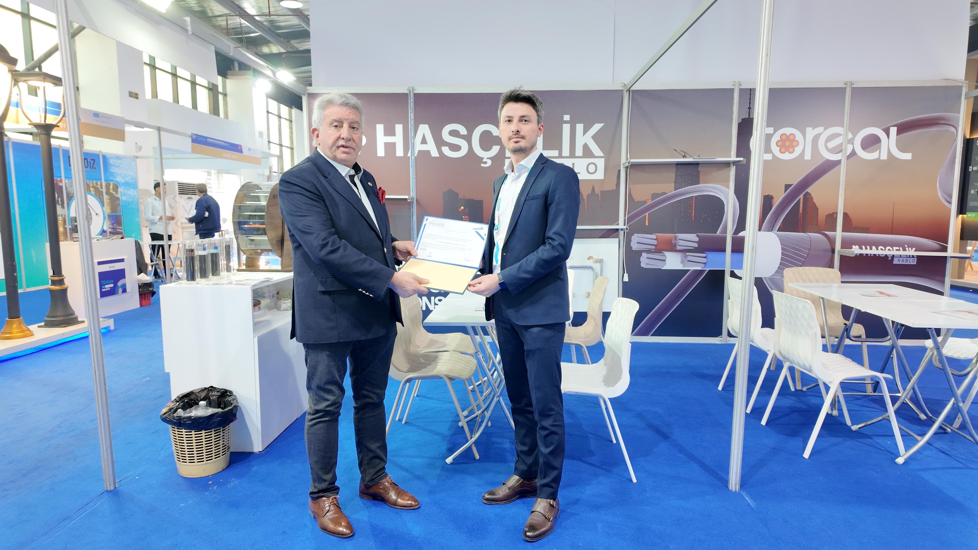 HAS ÇELİK KABLO 2024 Powerelec Libya Katılımcı Plaketi Takdimi
