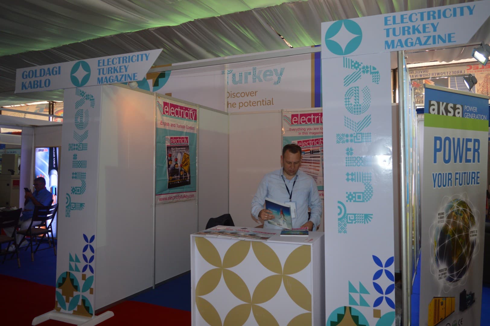 electricity turkey magazine (4) (Large)