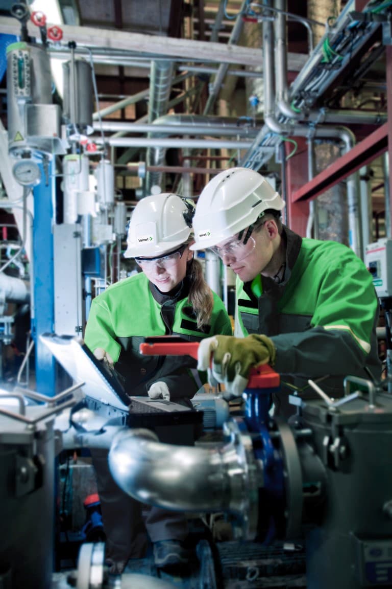 1480405585_valmet_dna_people_at_work-medium