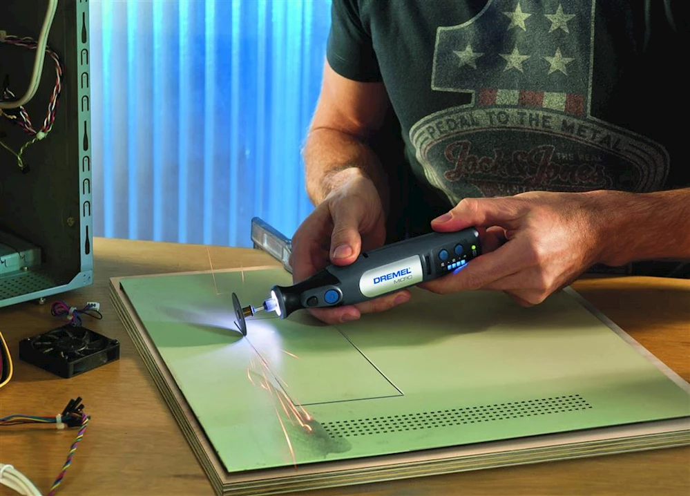 Kalem Boyutunda İleri Teknoloji Dremel Micro