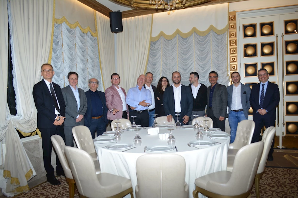 İTALYAN FİRMALAR TÜRK MÜŞTERİLERİ İLE İSTANBUL