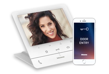 Classe 300X13E, Özel Uygulama Sayesinde Görüntülü Kapı Giriş Çağrılarını Yenilikçi Ve İşlevsel Bir Şekilde Yönetebilirsiniz